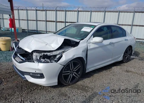 2016 Honda Accord Touring из США, поврежденный, VIN 1HGCR3F92GA005586